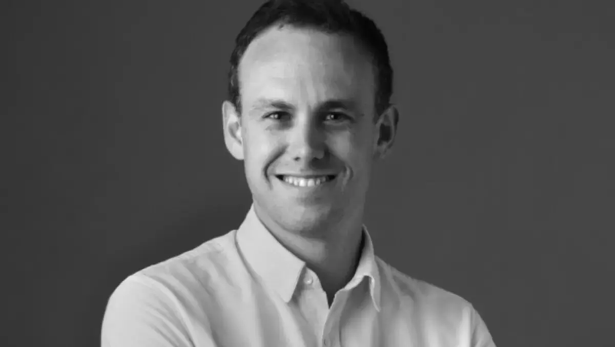 Vestiaire Collective boosts sales with Photoroom image AI